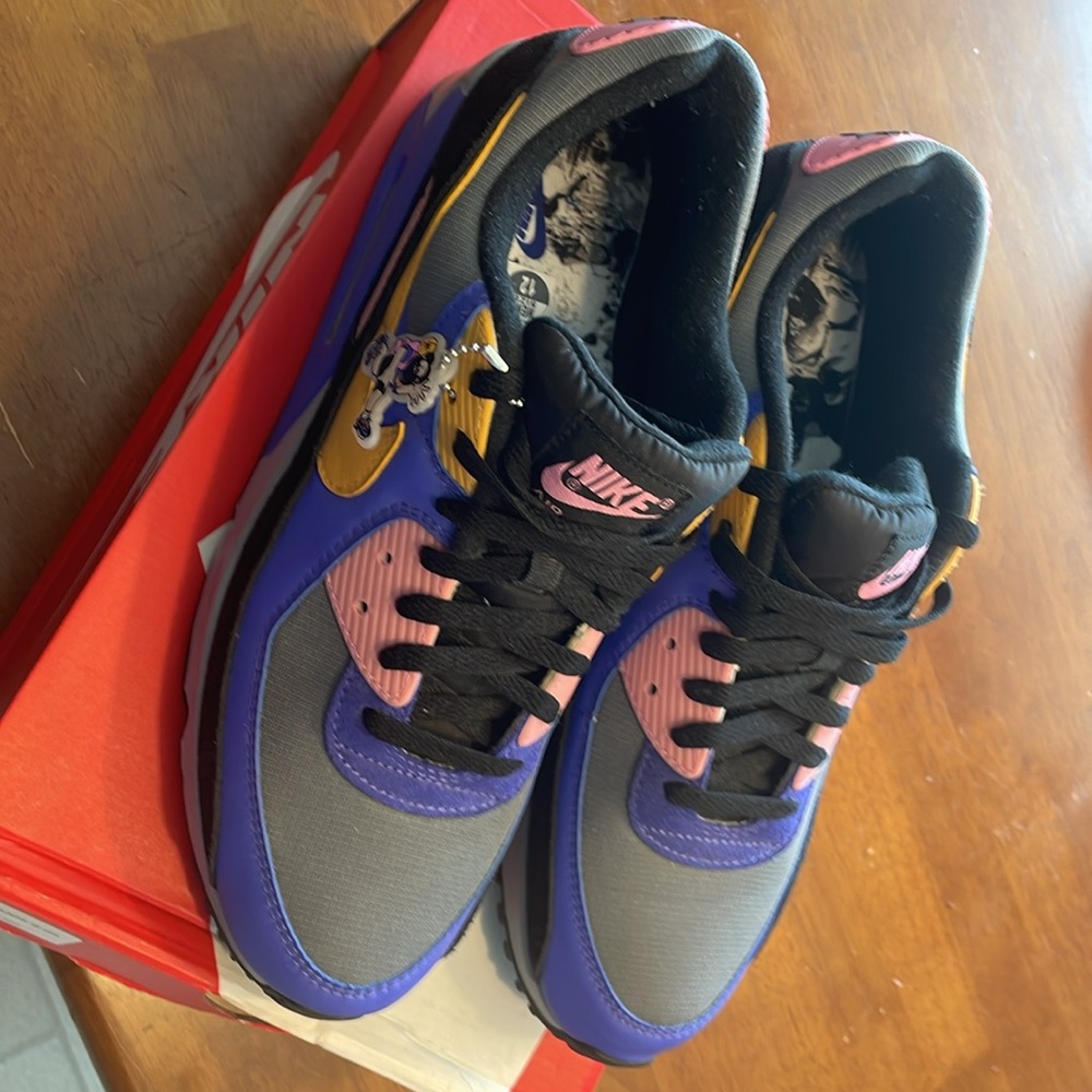 Nike Air Max 90 QS